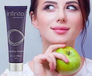 Infinite-Hydrating-Cleanser1.jpg