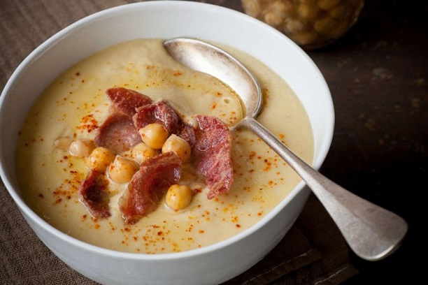 zuppa-patate-ceci-speck.jpg